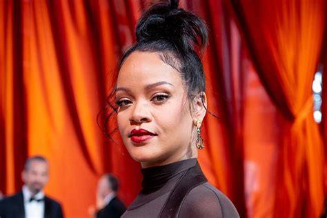 Rihanna Resigns As CEO Of Lingerie Brand Savage X Fenty Mhepo Breaking News Zimbabwe