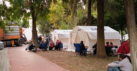 Deprem bölgesinde enfeksiyon riskine dikkat Uzmanlar uyarıyor Bu