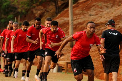 Botafogo SP tem duelo direto Votuporanguense pela liderança da Copa