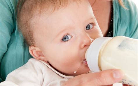 Cuánta leche debe beber un bebé Conoce bien las cantidades