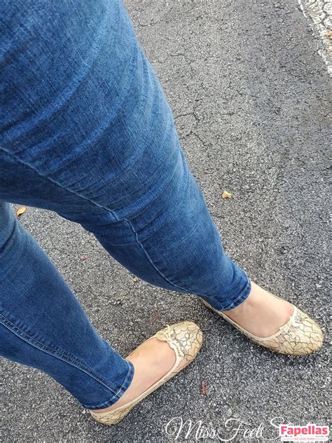 Missfeetstink Aka Missthoastink Nude Leaks OnlyFans Fapellas