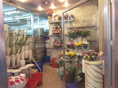 Al Ghadeer Flowers(Souvenirs & Gifts) in Al Muteena, Dubai - HiDubai