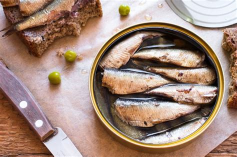 Beneficios De Las Sardinas En Aceite Cocinadelirante