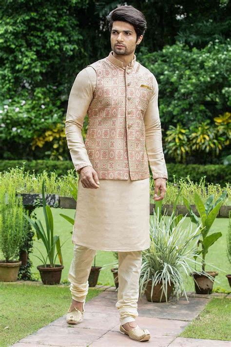 Kurta With Jacket Ideas For Groomsmen To Unleash The Dapper In You