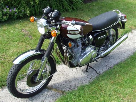 Restored Triumph Trident T160 1975 Photographs At Classic Bikes