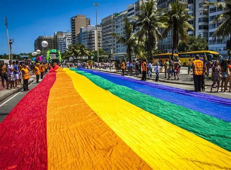 Marcha do Orgulho Gay invade ruas de Jerusalém a cidade sagrada Saúde Direitos Sociais