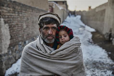 Displaced Afghan families return to destruction and hunger in Helmand ...