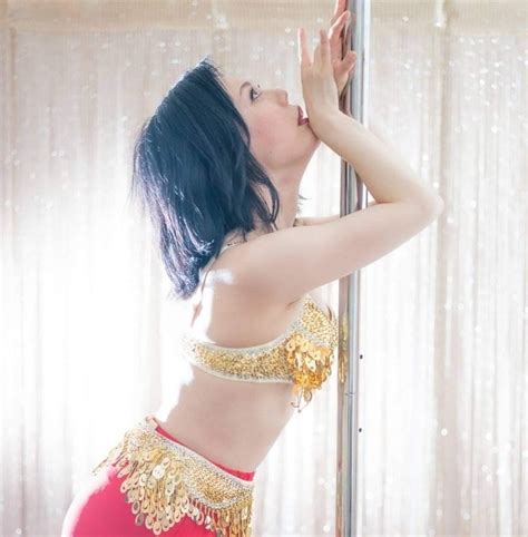 ポールダンスに最適な時期｜芹沢梨奈 出張ポールダンサー