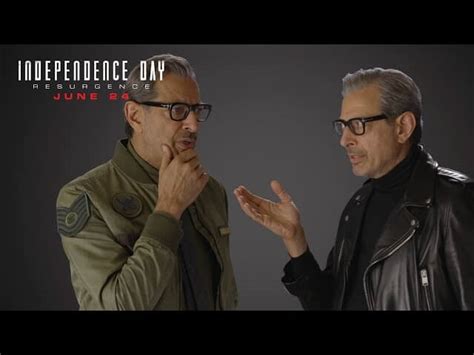 Jeff Goldblum Meets Jeff Goldblum In This Meta Independence Day