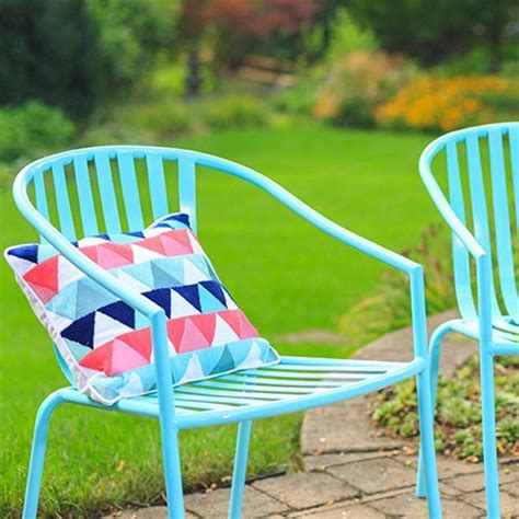 Turquoise Love These Bright Fun Chairs Are The Perfect Pop Of Color For A Patio Diy Patio