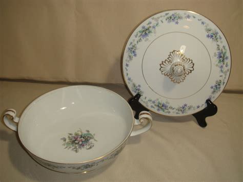 Noritake Violette Paterned 3054 Covered Vegetable Dish Haute Juice