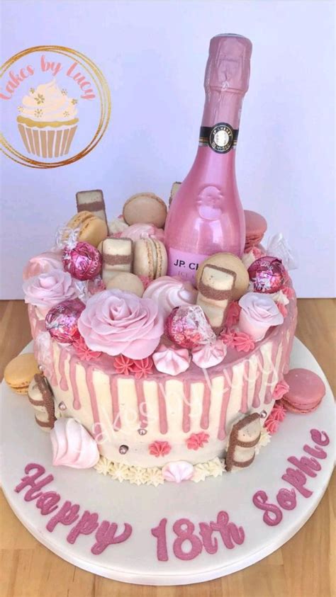 Pin By Ellag On Torturi Elegante😍 Alcohol Birthday Cake 18th