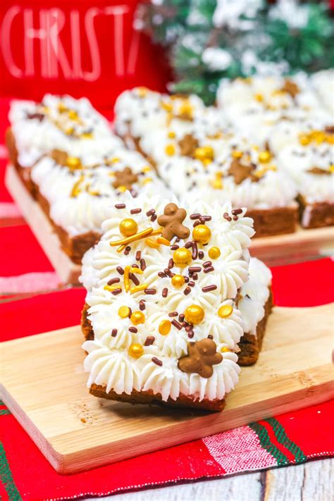 Gingerbread Cookie Bars