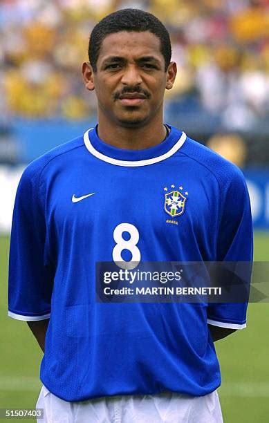 Soccer Brazil Vampeta Photos and Premium High Res Pictures - Getty Images