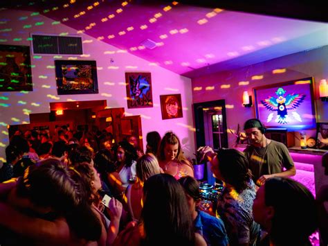 The 20 Best Bars In Miami - Miami - The Infatuation