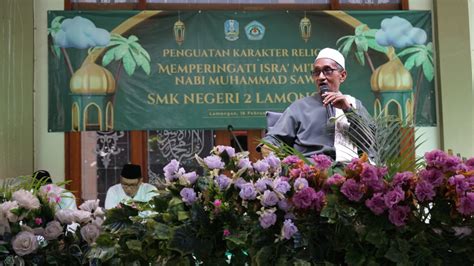 Penguatan Karakter Religi Memperingati Isro Miroj Nabi Muhammad Saw