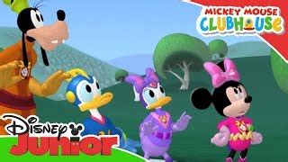 Mickey Mouse Clubhouse | Fix The Mousekedoer ️ | Disney Junior UK