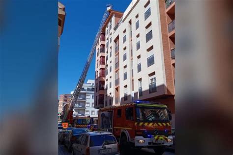 Susto En Dos Viviendas De Talavera Incendio De Un Aire Acondicionado Y Una Cocina La Voz Del Tajo