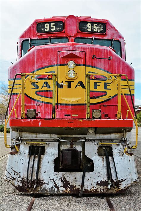 Santa Fe Train Portrait Photograph by Kyle Hanson - Pixels