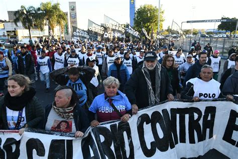 Los Piqueteros Salen A La Calle Por Falta De Alimentos Y Comida En Los