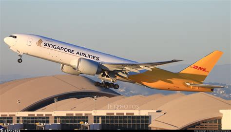 9V DHB Boeing 777 F Singapore Airlines Cargo Eduardo