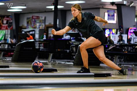 Human And Champion Getting To Know Amanda Naujokas The Vanderbilt