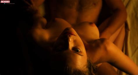 Элль Эванс nude pics Страница