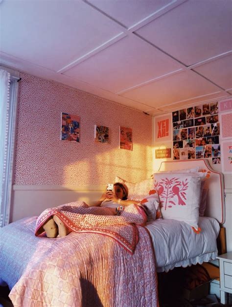 𝚙𝚒𝚗𝚝𝚎𝚛𝚎𝚜𝚝 𝚎𝚕𝚎𝚗𝚊𝚟𝚒𝚕𝚊𝚊 ☼ In 2023 Dorm Room Dorm Room Inspiration Dorm