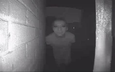 Scary doorbell footage : r/caughtoncamera