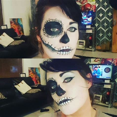 Skull makeup | Skull makeup, Makeup, Face makeup