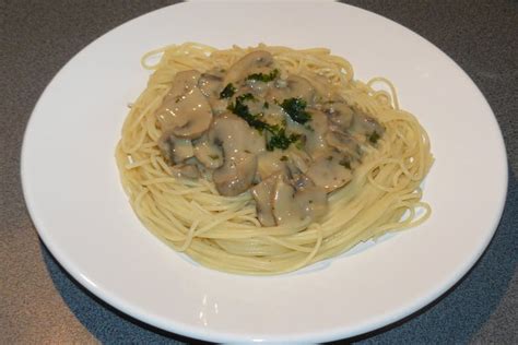 Recette De Spaghettis Sauce Aux Champignons