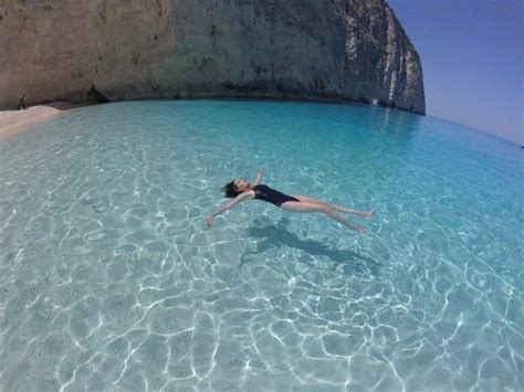 Conhe A Navagio Beach A Praia Mais Bonita Do Mundo