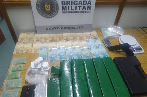 Homem é Preso Com Mais De 5 Kg Em Diversas Drogas Em Bento Gonçalves