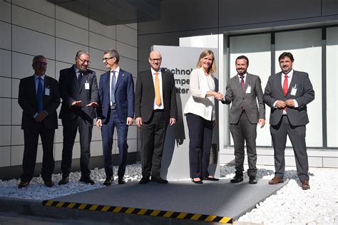 BASF Española inaugura su nuevo Centro Tecnológico en Marchamalo