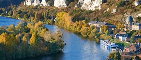 Seine River Cruise | Adventures By Disney