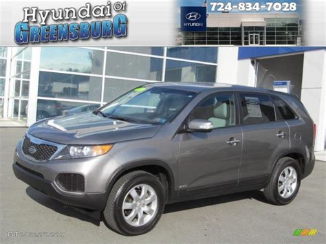 2011 Titanium Silver Kia Sorento LX AWD 74307395 Photo 10 GTCarLot