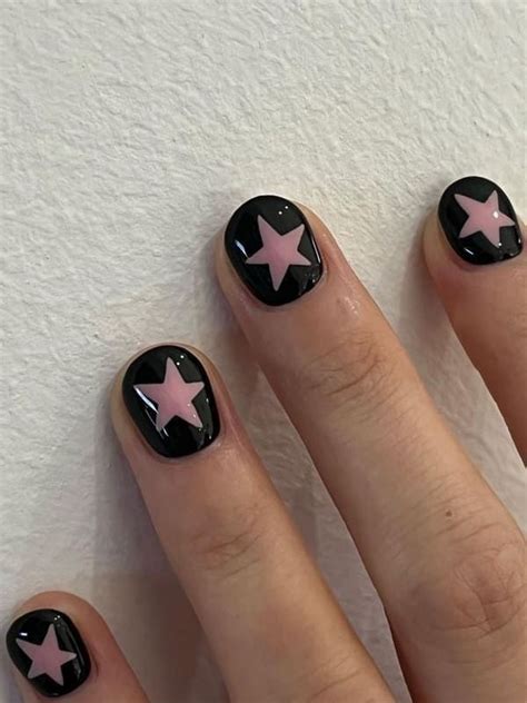 Nail Art Explore O Brilho Celestial Estrelas E Detalhes