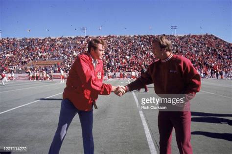 101 Barry Switzer Oklahoma Stock Photos, High-Res Pictures, and Images - Getty Images