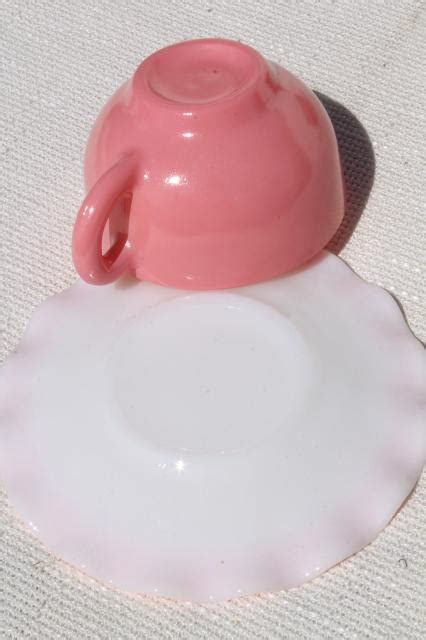 Vintage Hazel Atlas Crinoline Pink Ruffle Ripple Milk Glass Cups Saucers