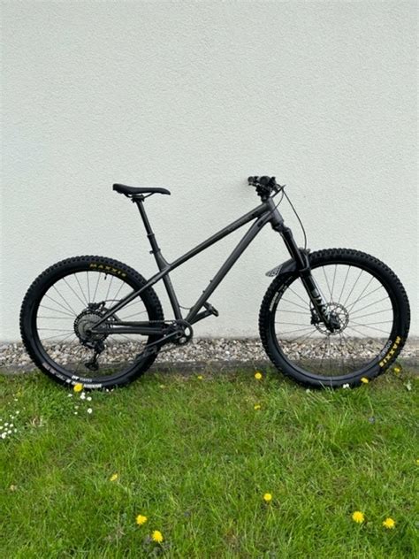 2022 Commencal META HT AM Custom Build For Sale