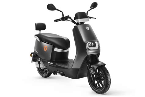 Yadea E8s Elektrische Scooter Dab Scooters And Motoren Bv