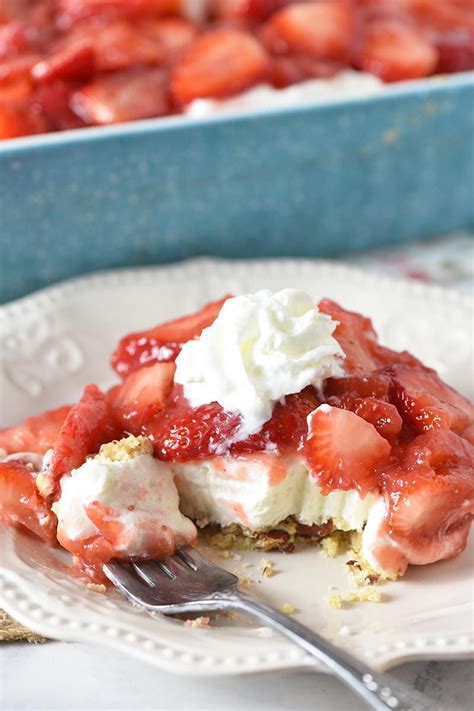 Simple And Easy Strawberry Delight Recipe With Berries Cream Cheese