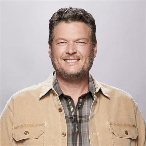 Blake Shelton Biography