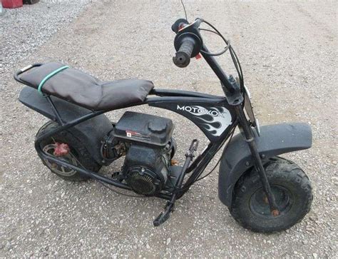 Motovox mini bike, runs, needs work - Albrecht Auction Service