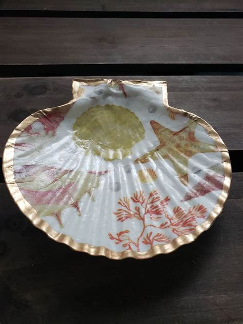 Decoupage Scallop Shell Ornament Trinket Ring Dish Large English