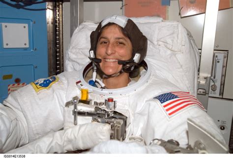 Massachusetts School to Be Named After NASA Astronaut Sunita Williams ...