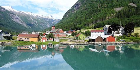 Fjord cruise to Sognefjord, Fjærland and Bøyabreen Glacier ...