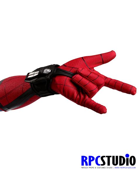 HOMECOMING MAGNETIC WEB SHOOTERS