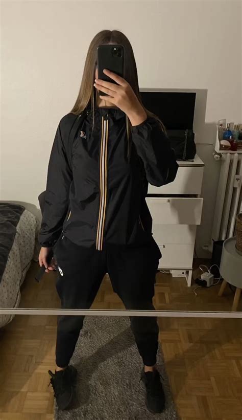 Pingl Par Adelino Rossi Sur Outfit Tenue Zara Tenue De Jogging