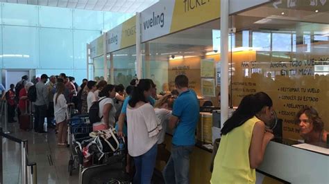 Vueling Sucumbe A La Huelga De El Prat Cancela 112 De Sus Vuelos De